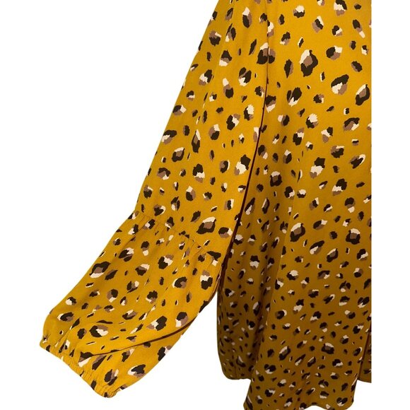 EUC Collective Concepts Mustard V-Neck Blouse With Balloon Sleeves - Size 2X - Picture 6 of 8